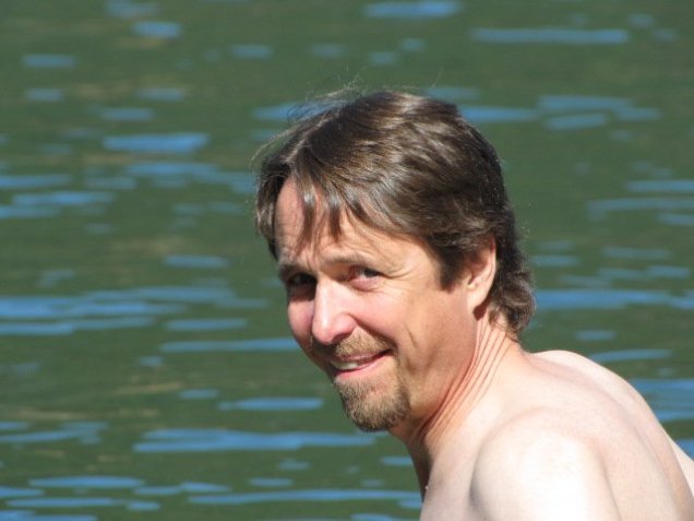 269625_2184357457601_4071802_n